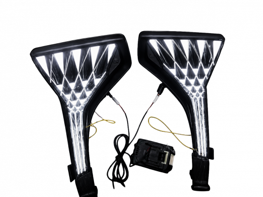 led can truoc innova 2023